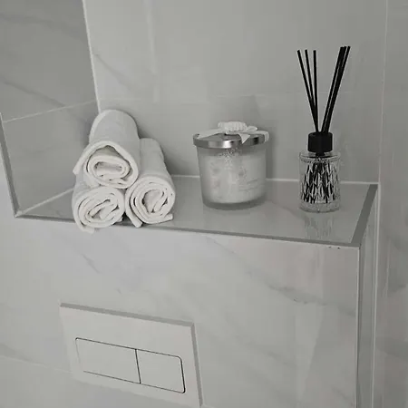 Apartament Luxury Black Diamond *