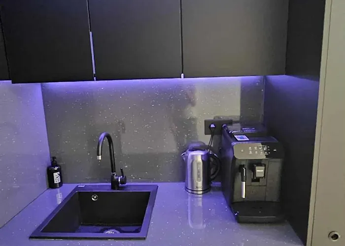 Apartment Luxury Black Diamond